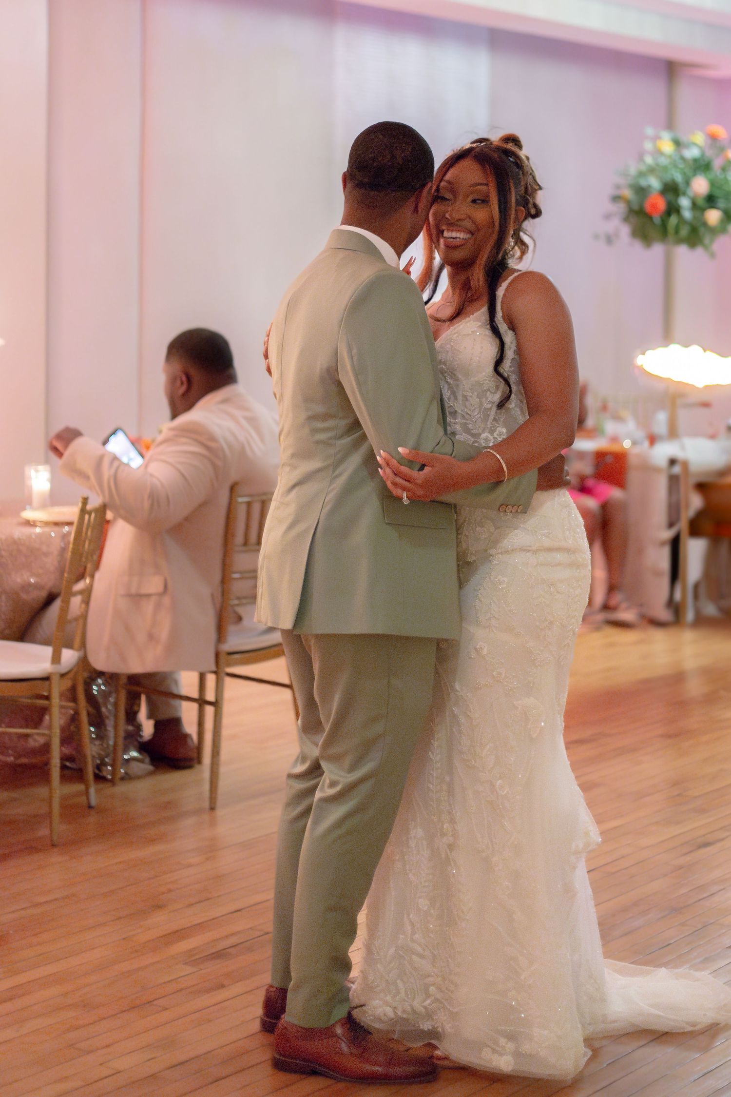 newlyweds first dance