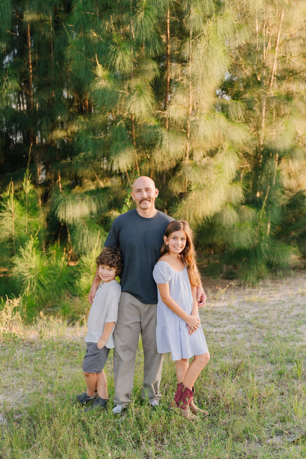 dad and two children photography session
