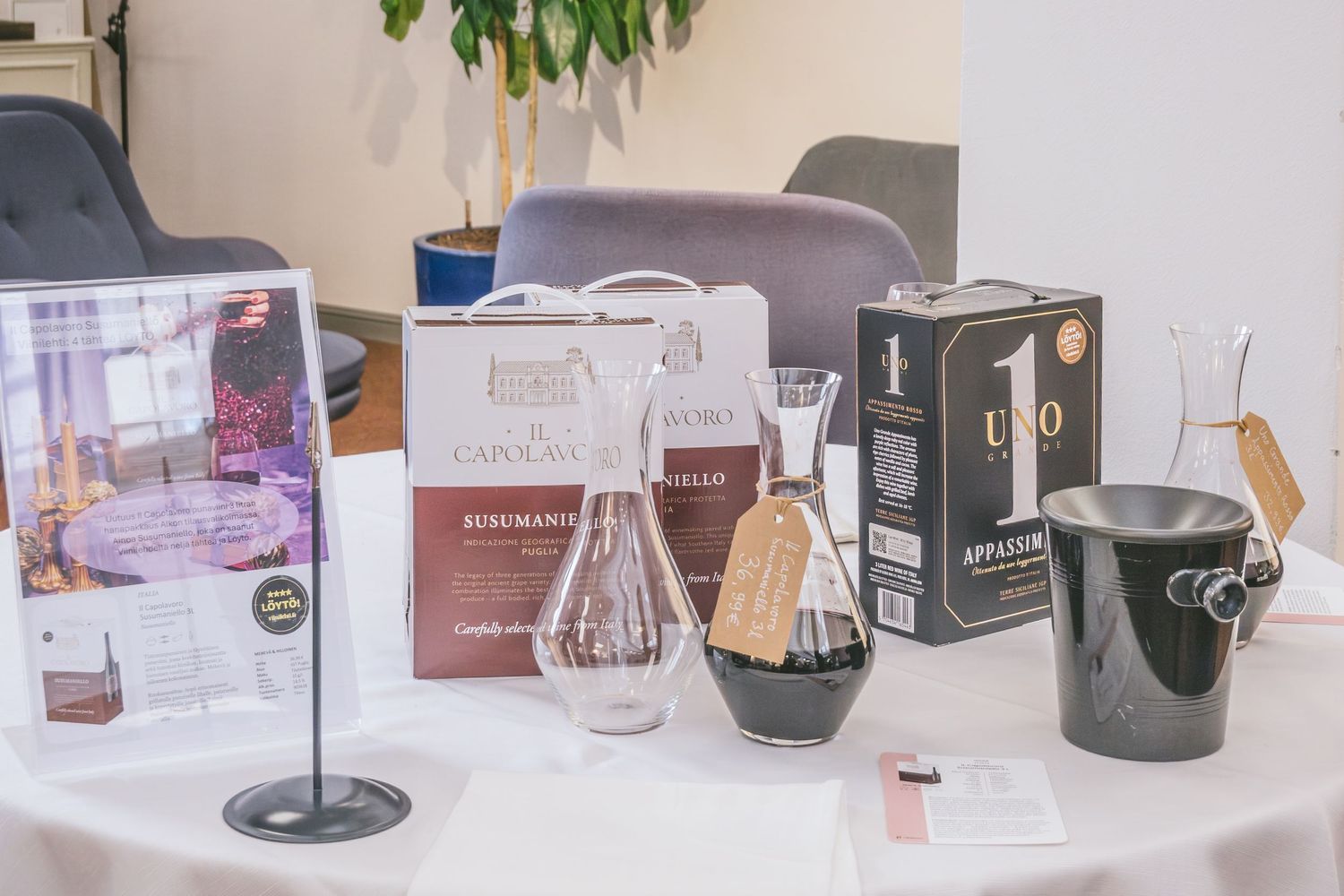 Italian boxed wines including Il Capolavoro Susumaniello and Uno Grande Appassimento. Photo by © Reka Peurala, Three Pod Studio