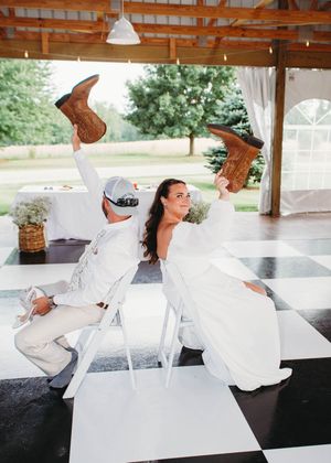 Wedding shoe game of Bride and Groom in Sherwood,MI