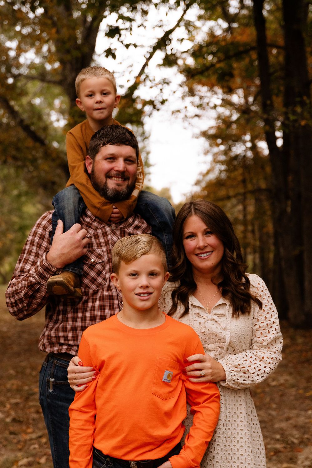 Family portraits with fall colors by Holly Sisk Photography