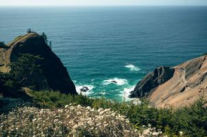 Oregon Coast Road Trip Travel Photography by Carl James. Best things to do on your next road trip down the coast!