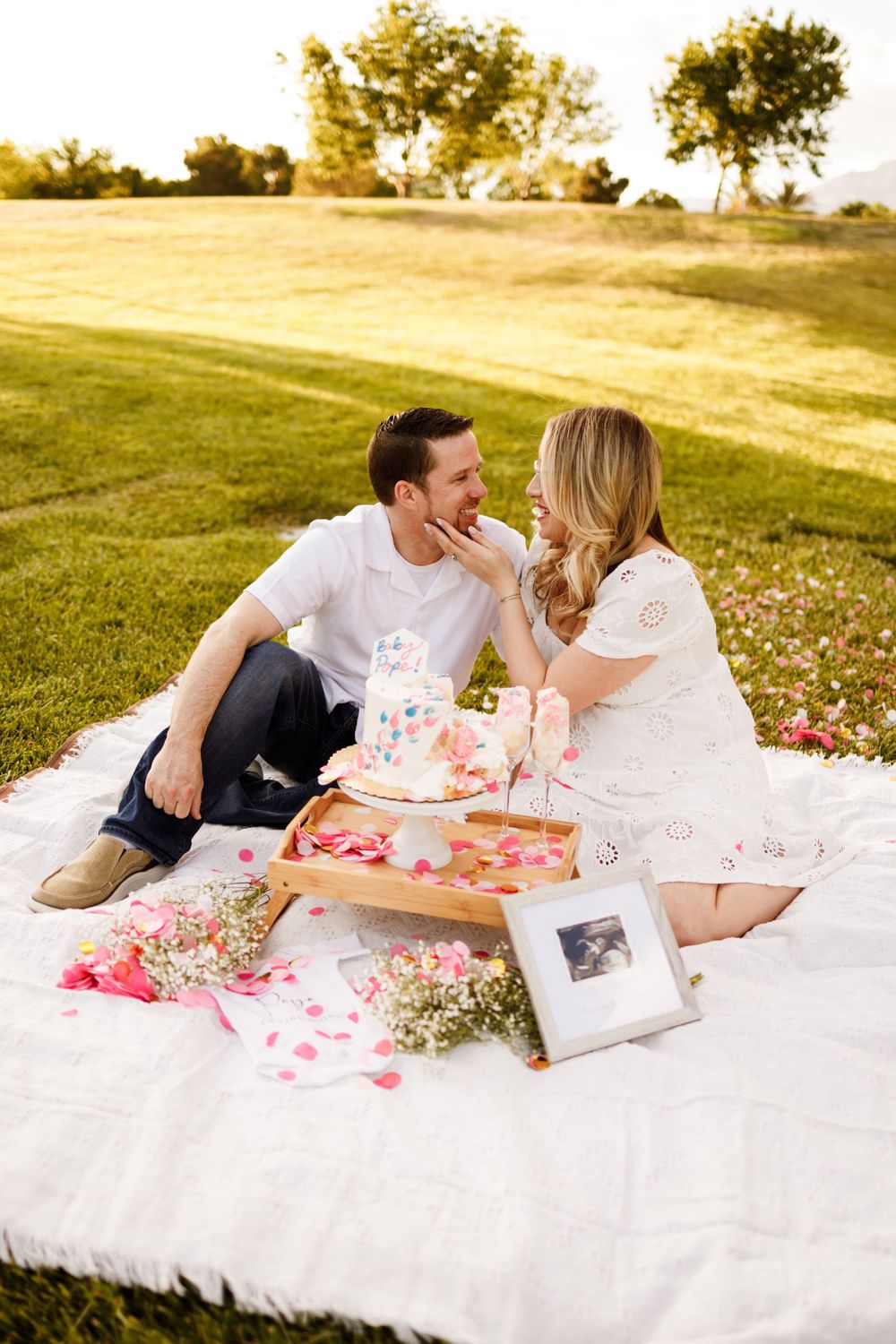 Las Vegas gender reveals, gender reveal, baby announcement
