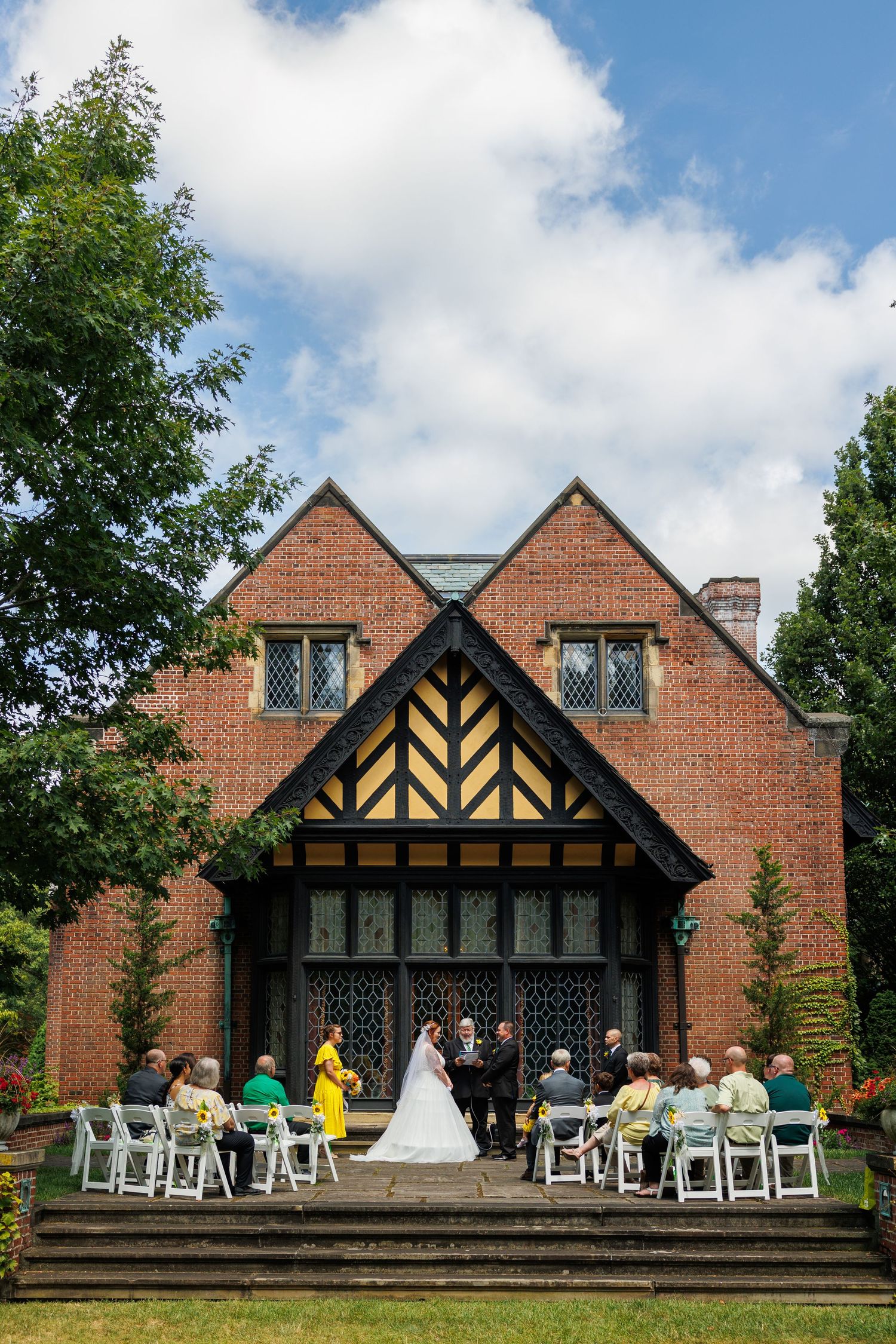 Outdoor wedding ceremony at Stan Hywet by Tom Forrest Photography of Hudson, Ohio.