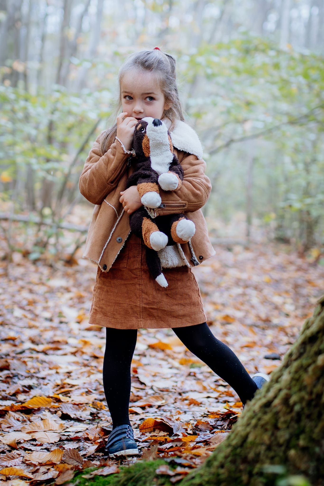 Portrait d'enfant dans la forêt de Behoust yvelines