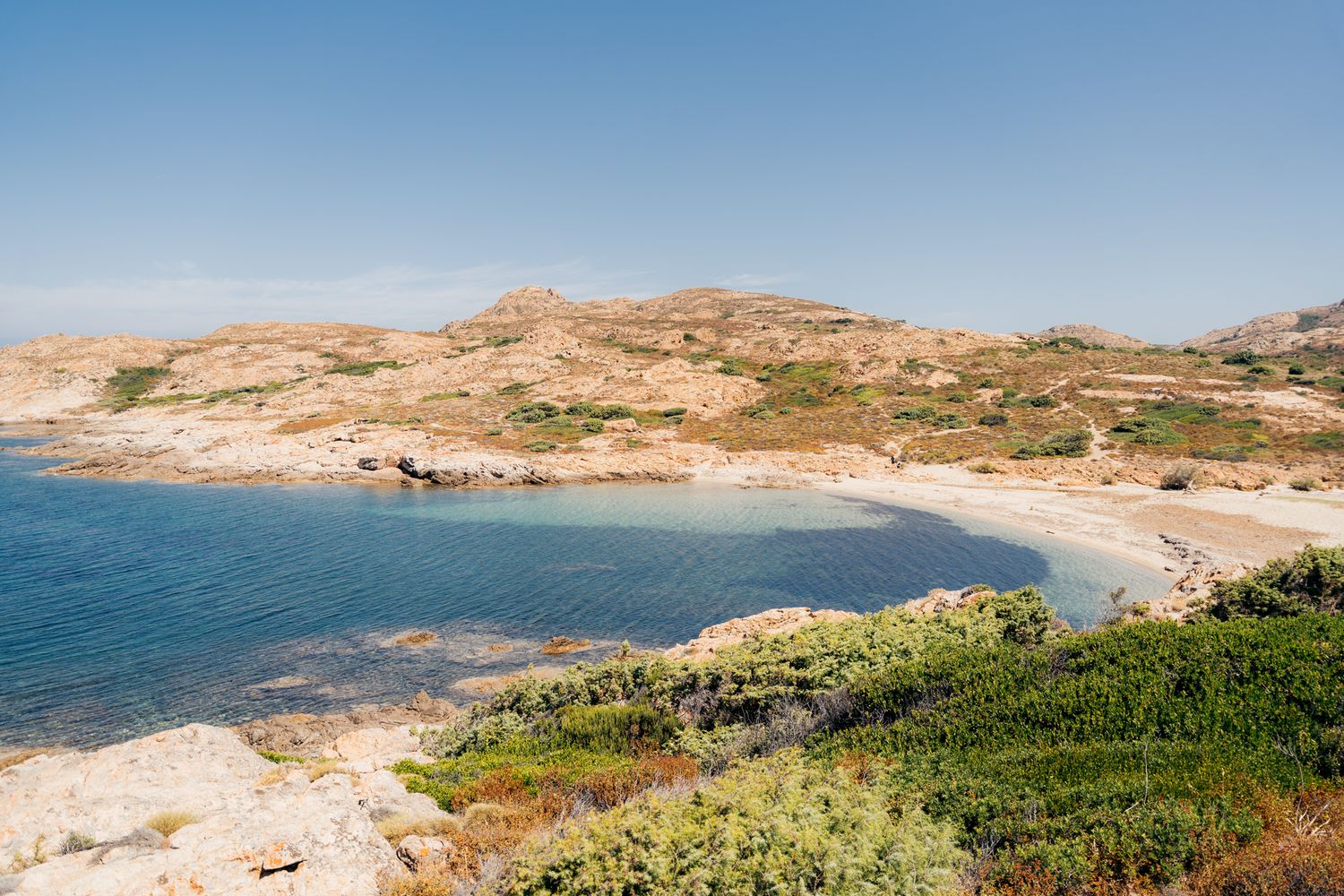 plage de vana, crique paradisiaque dans le désert des agriates