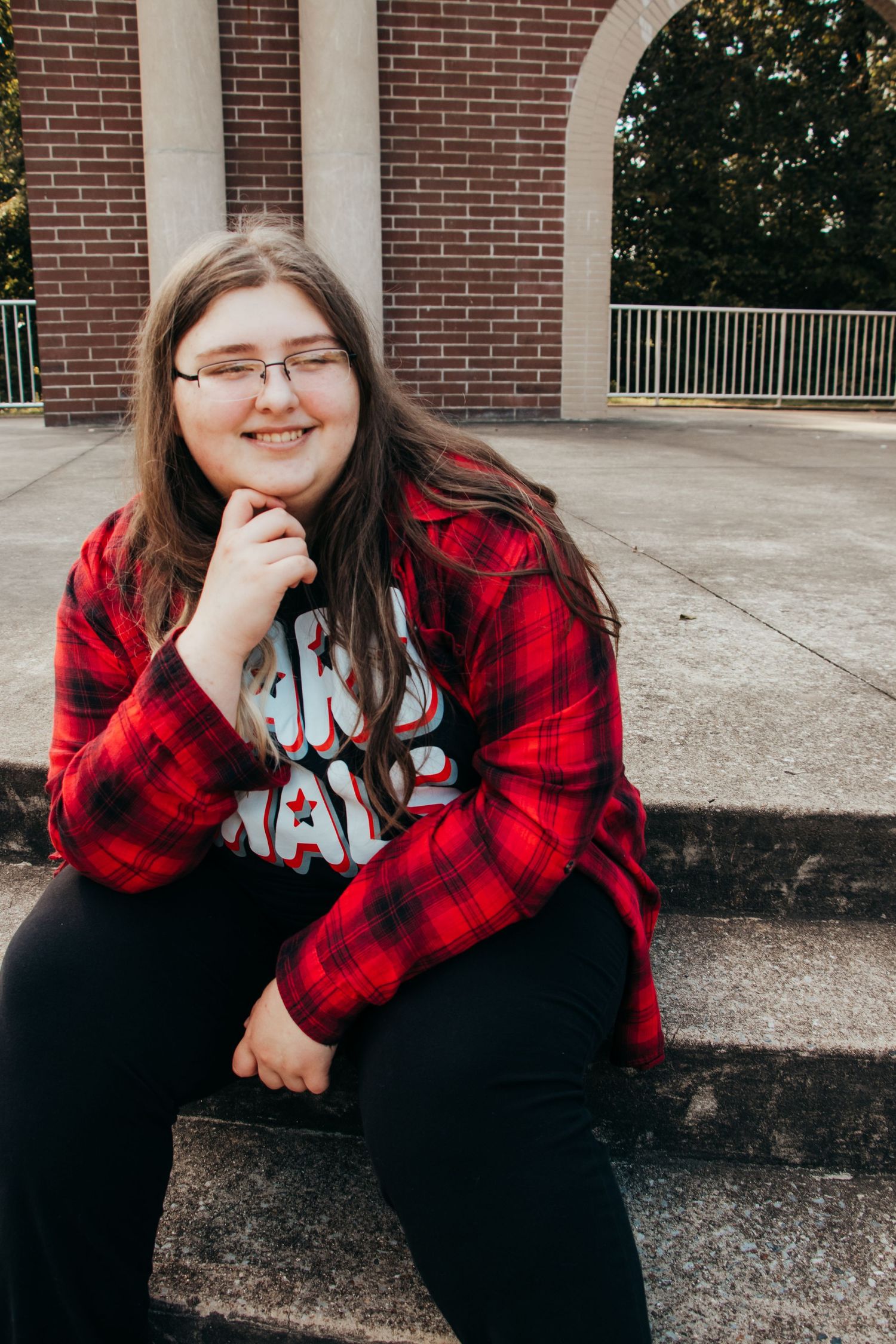 Paducah KY senior photographer capturing natural outdoor senior portraits