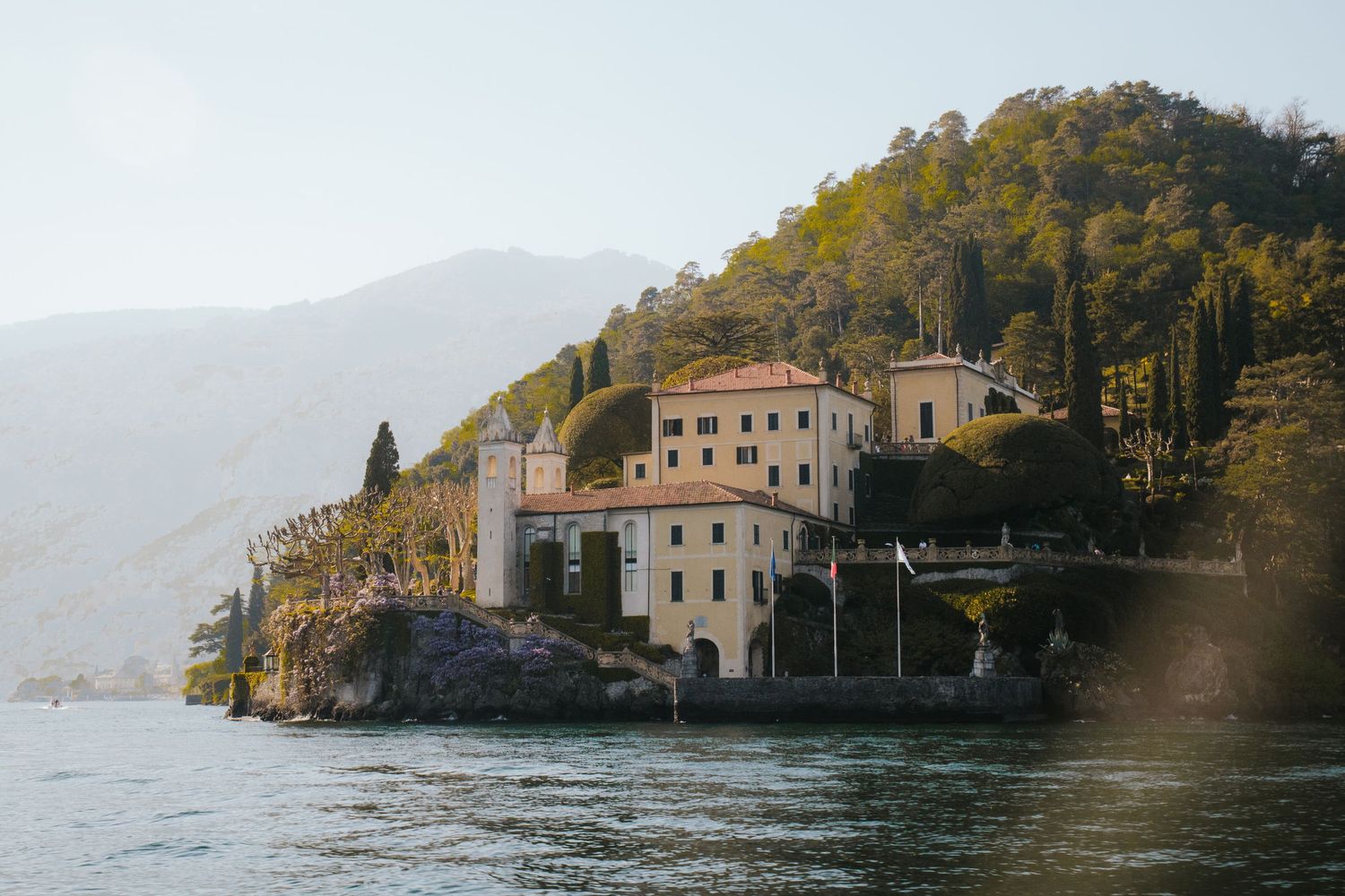Wedding photographer in Lake Como Villa Balbianello