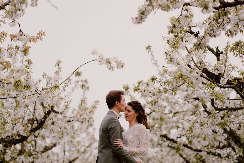 photographe mariage Drôme Isère Valence
reportage mariage
photo de mariage naturelle
séance photo couple mariage
photographe mariage luxe bo