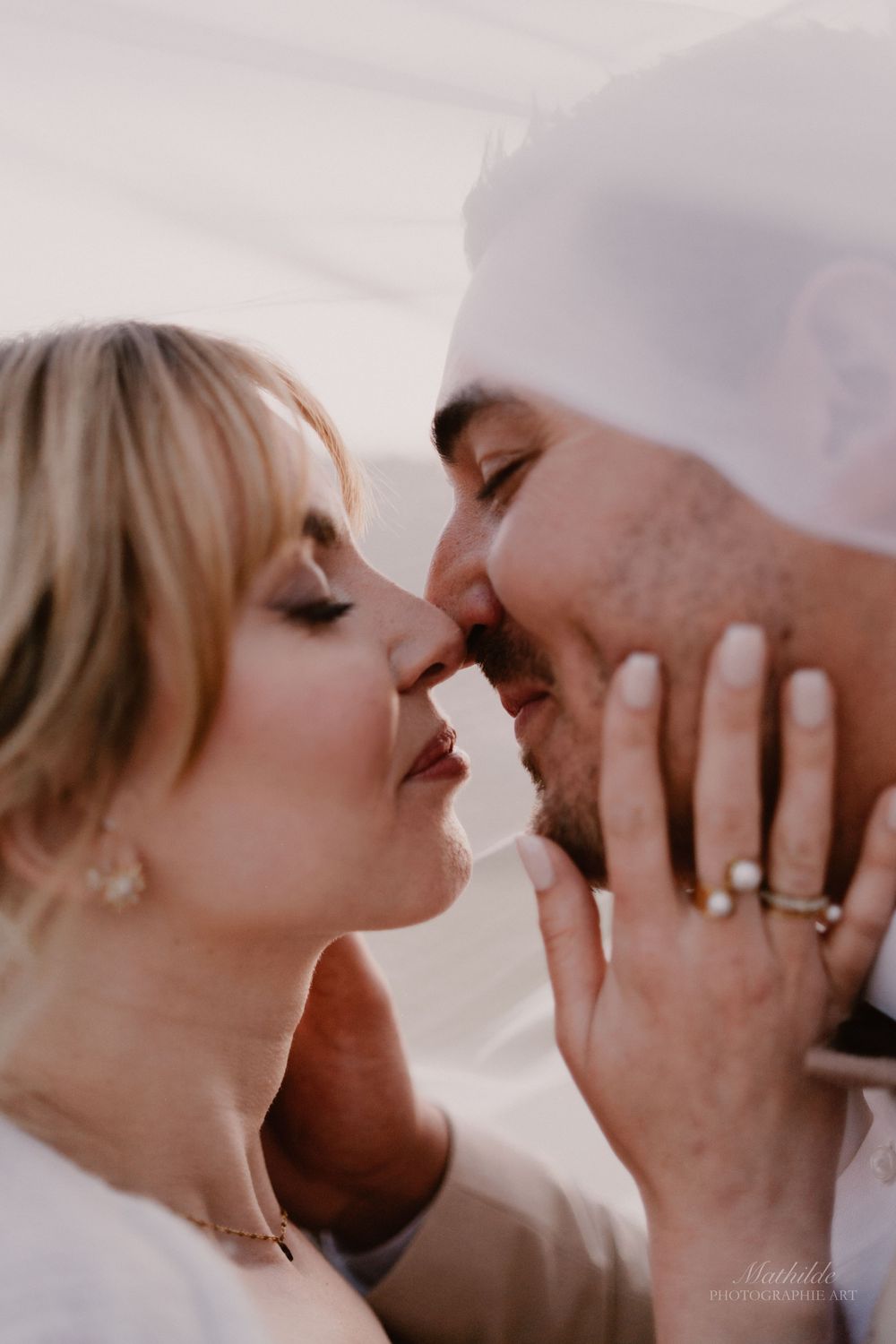 photographe mariage Drôme Isère Valence
reportage mariage
photo de mariage naturelle
séance photo couple mariage
photographe mariage luxe bo