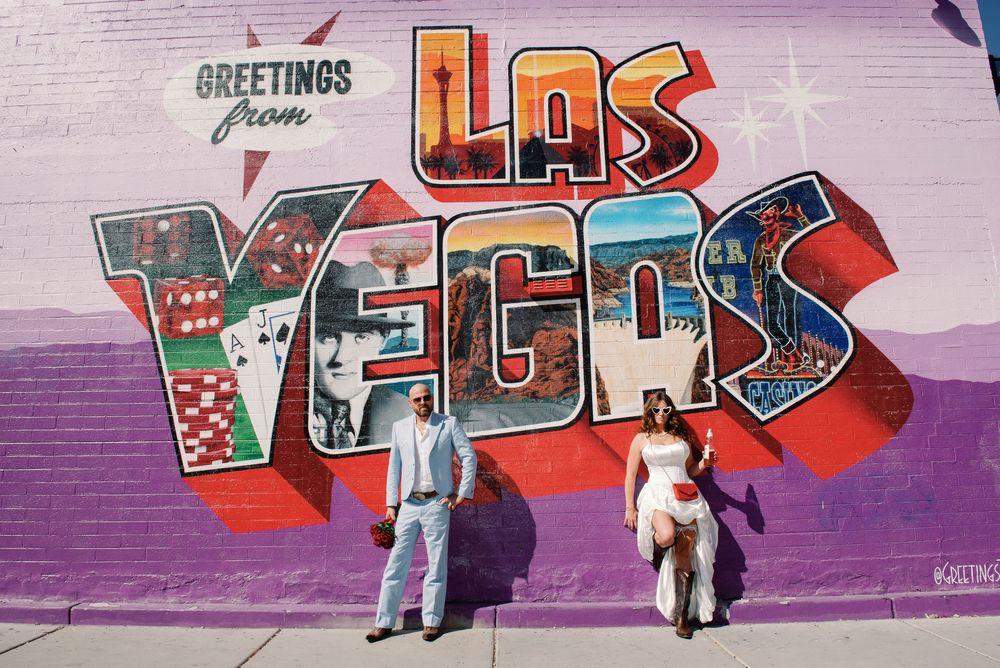 Las Vegas elopement at the Little White chapel