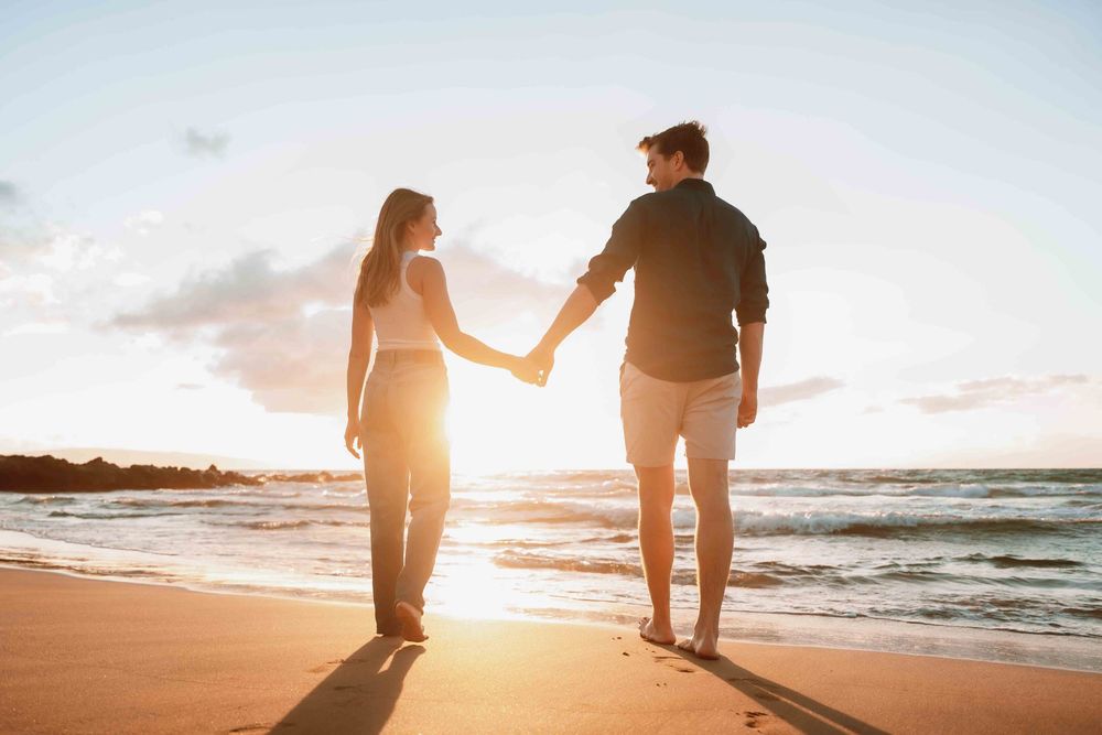 Proposal couple sunset photo at Wailea Maui