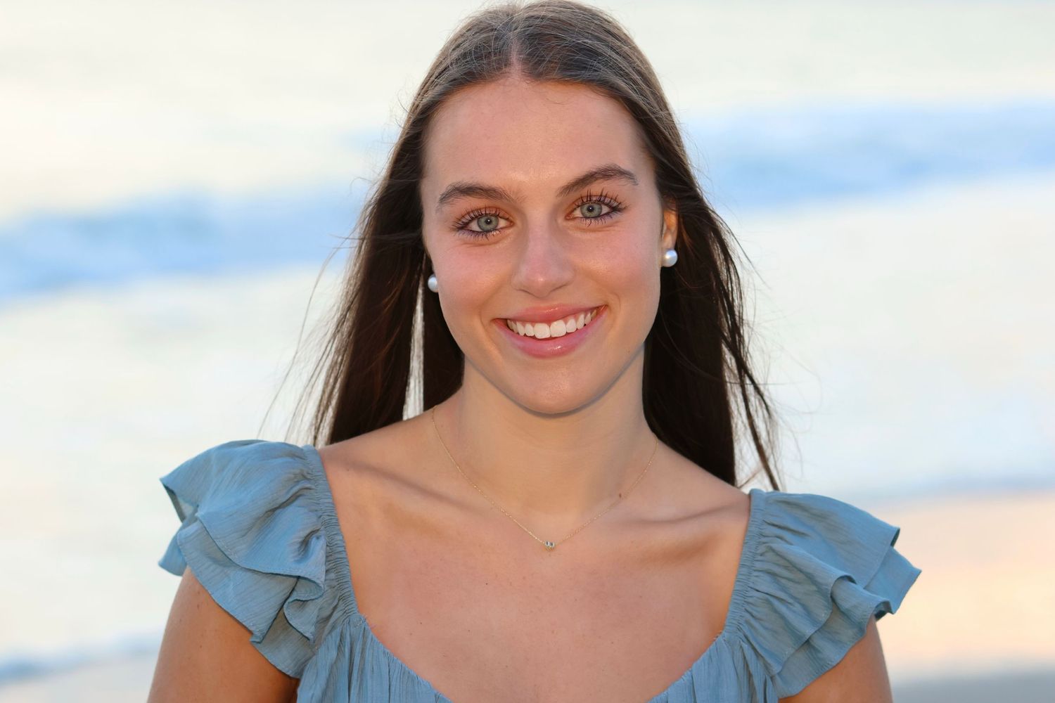 senior session, senior photography, beach, beach photography, oak island, north carolina, north carolina photography