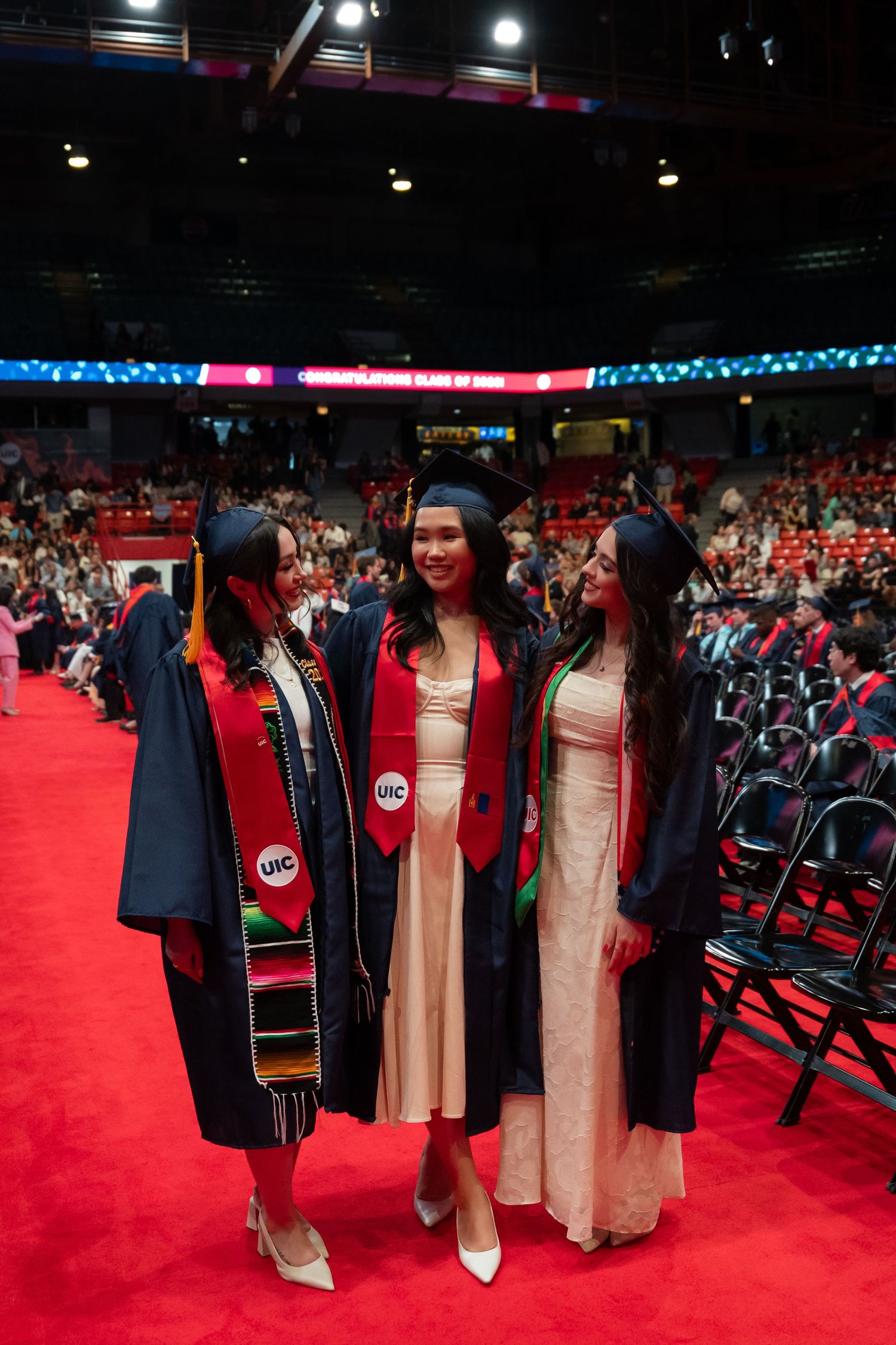 graduate photoshoot indoor at UIC in barrington IL