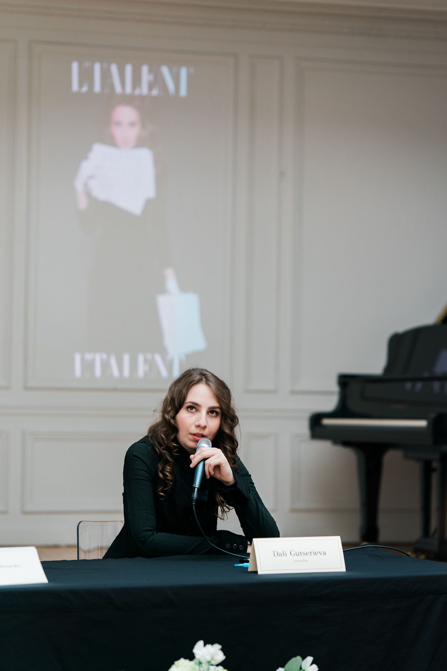 Photographe pour une conférence de presse et un événement culturel à Paris