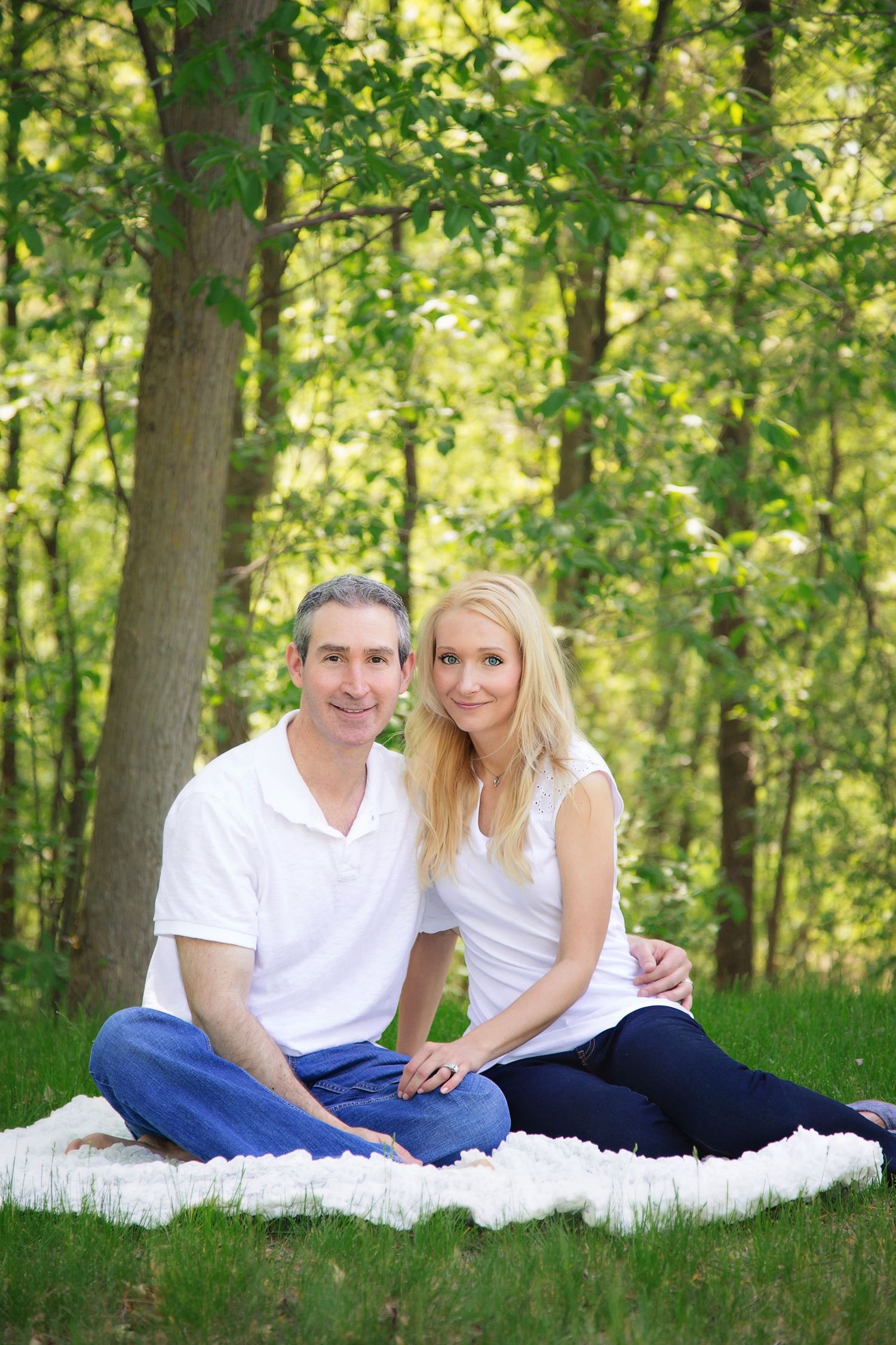 Kensington Metropark Nature Center family and child photography; family portrait of couple by Brighton, MI photographer