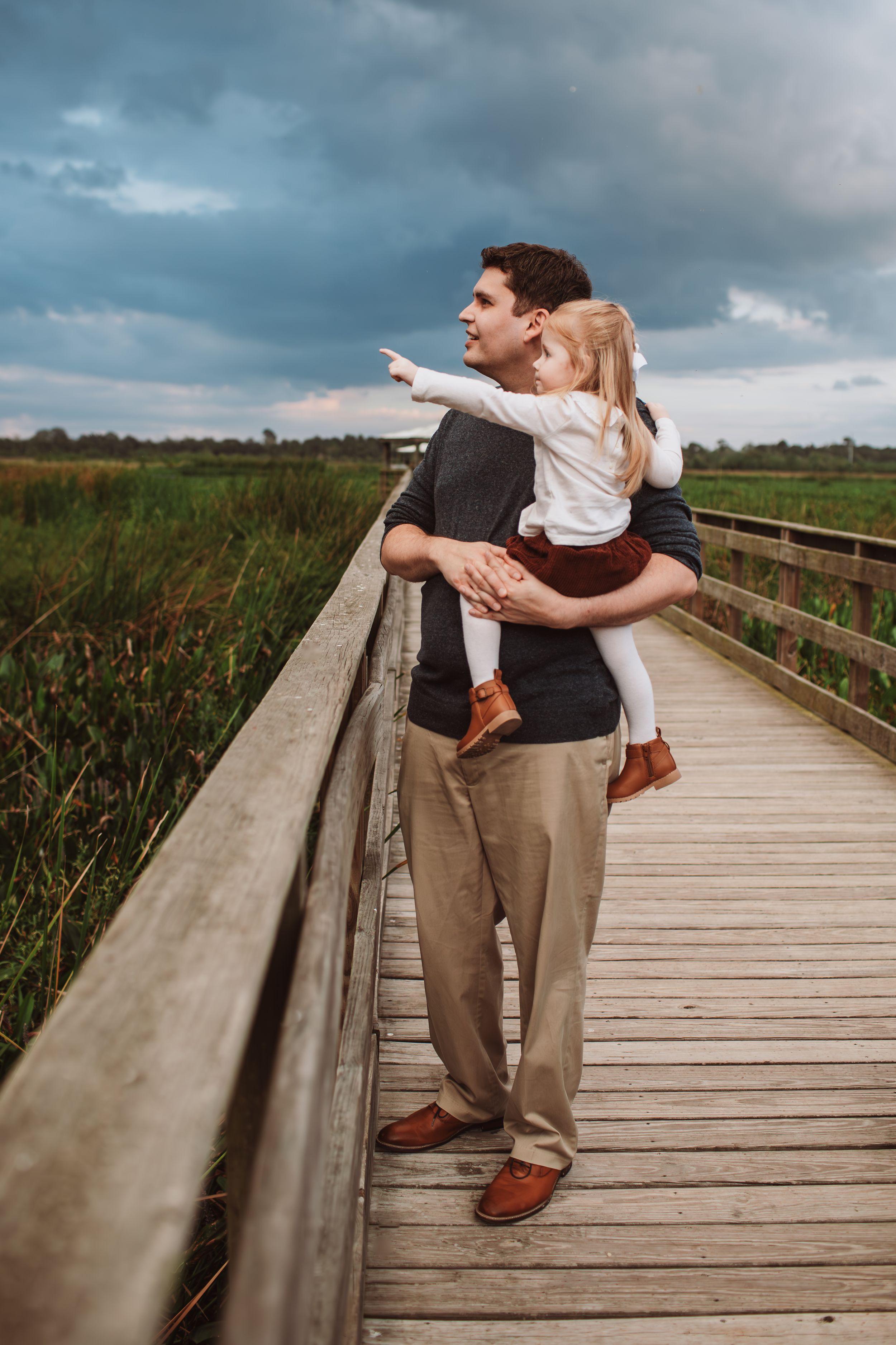 Family portrait session in Southeast Texas with natural outdoor lighting