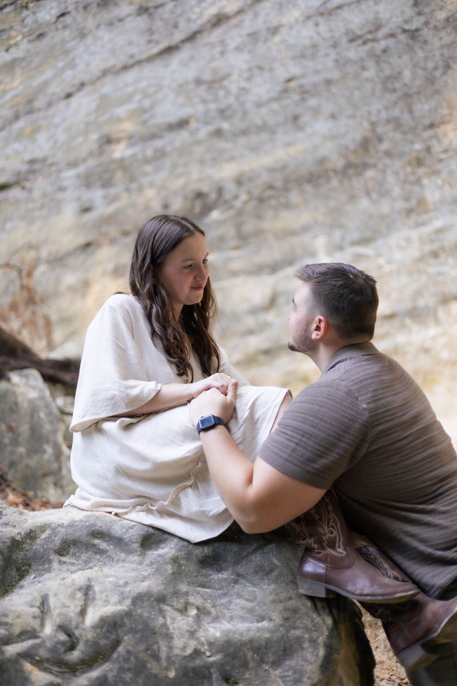 Fall outdoor golden hour engagement photos in canyon at Starved Rock in Oglesby, Illinois