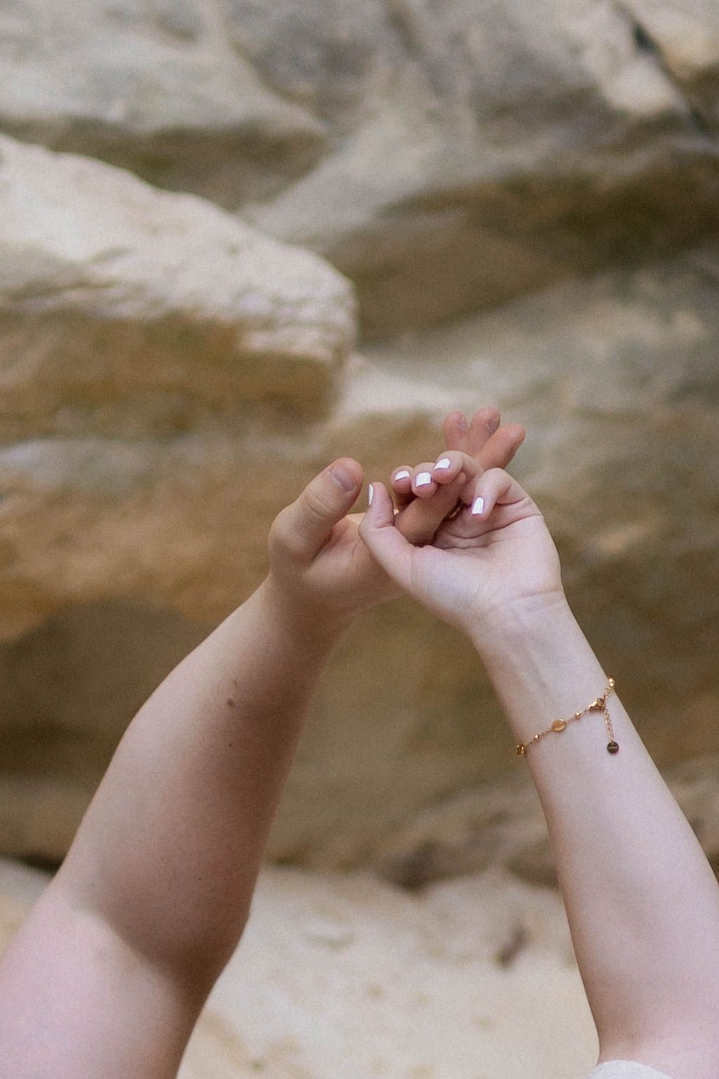 Fall outdoor golden hour engagement photos in canyon at Starved Rock in Oglesby, Illinois
