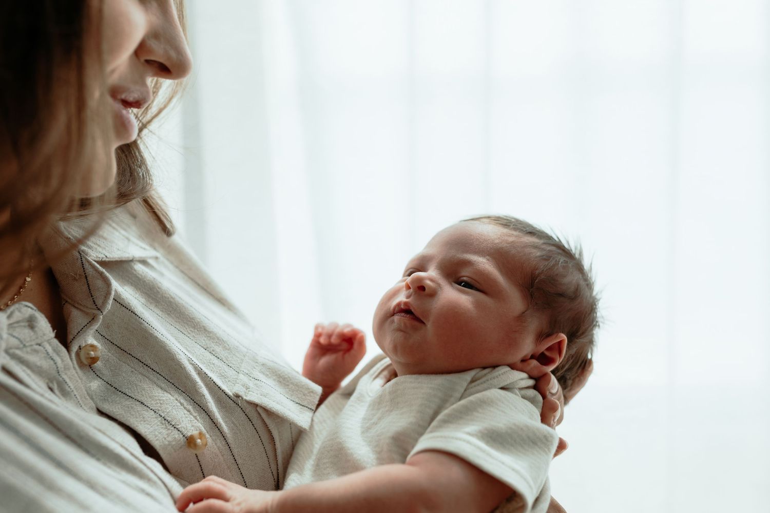 baby shower gift idea lifestyle photoshoot voucher in abu dhabi