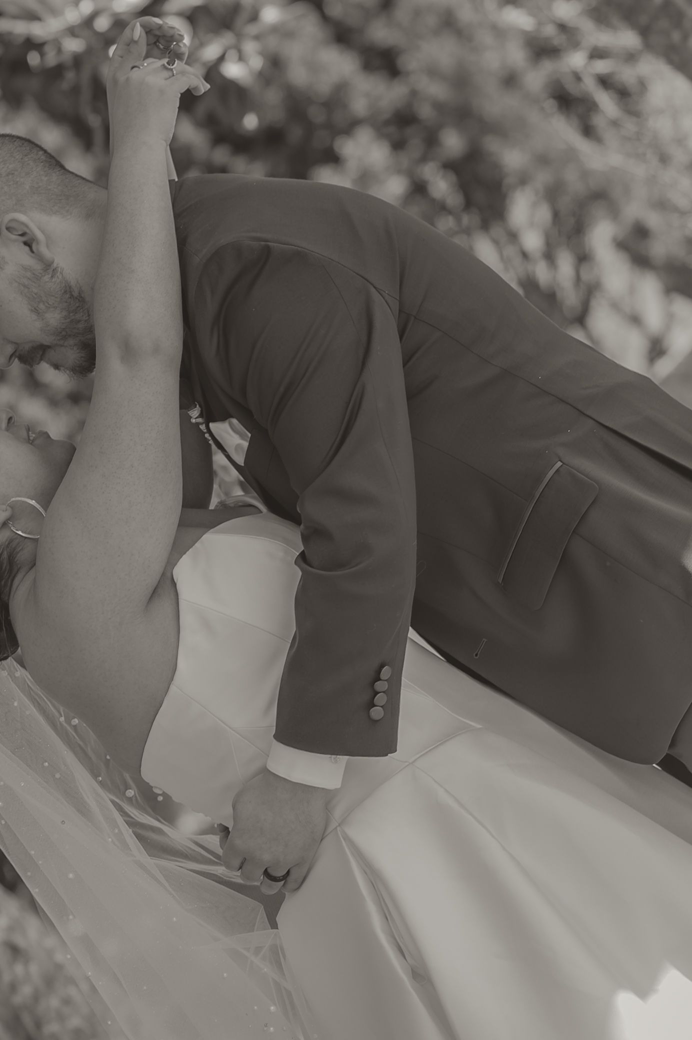Intimate microwedding ceremony captured in documentary style in North Chesterfield, Virginia