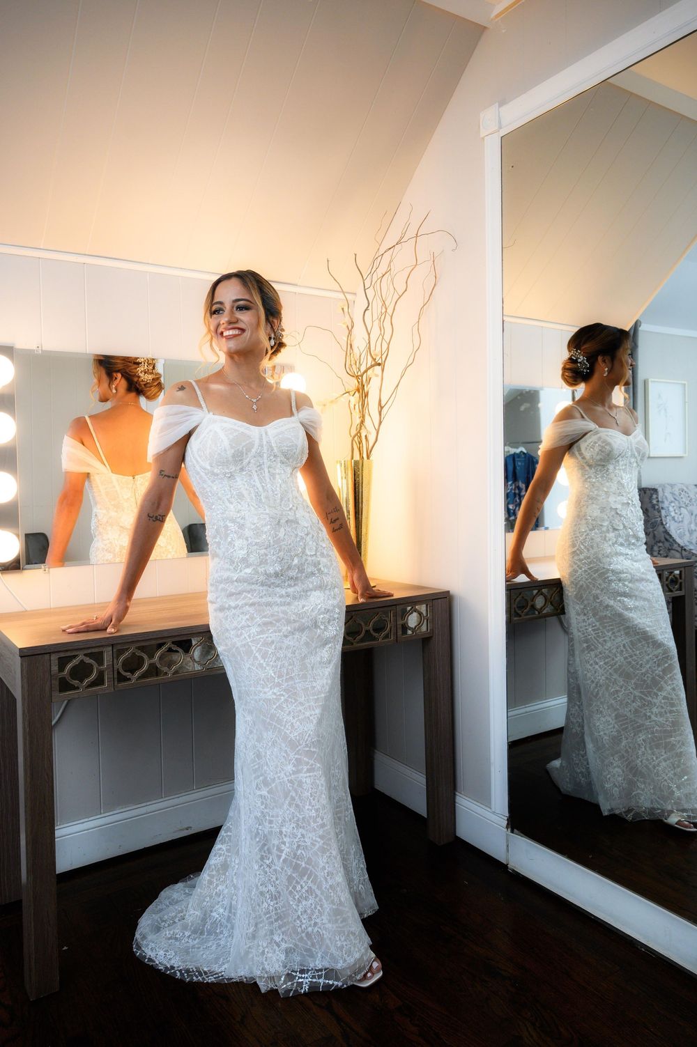 Beautiful bridal portrait at the Stewart Manor Country Club bridal suite