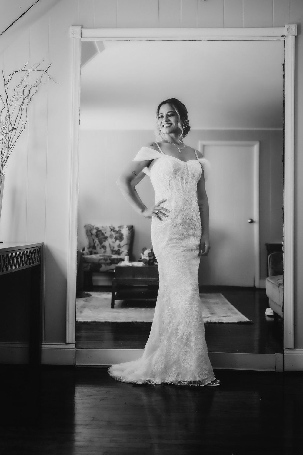 Beautiful black and white bridal portrait at Stewart Manor Country Club
