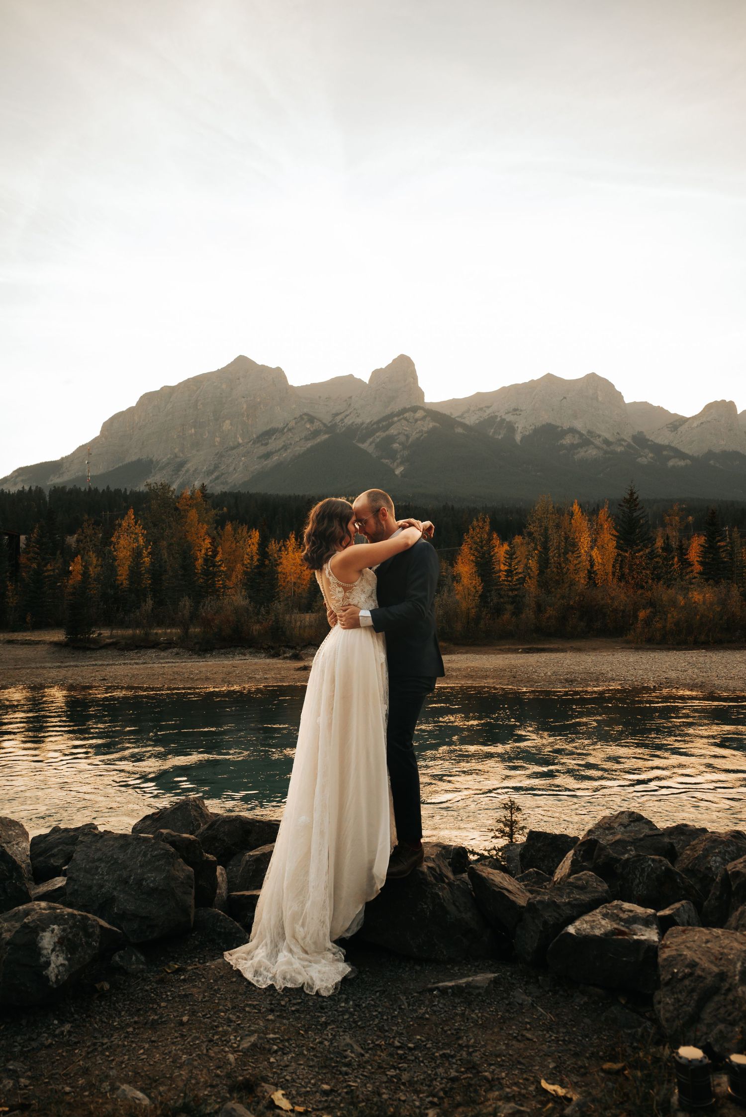 Edmonton Wedding Photographer / Canmore Elopement Photographer / Mountain Wedding Photographer / Edmonton Elopement Photographer /