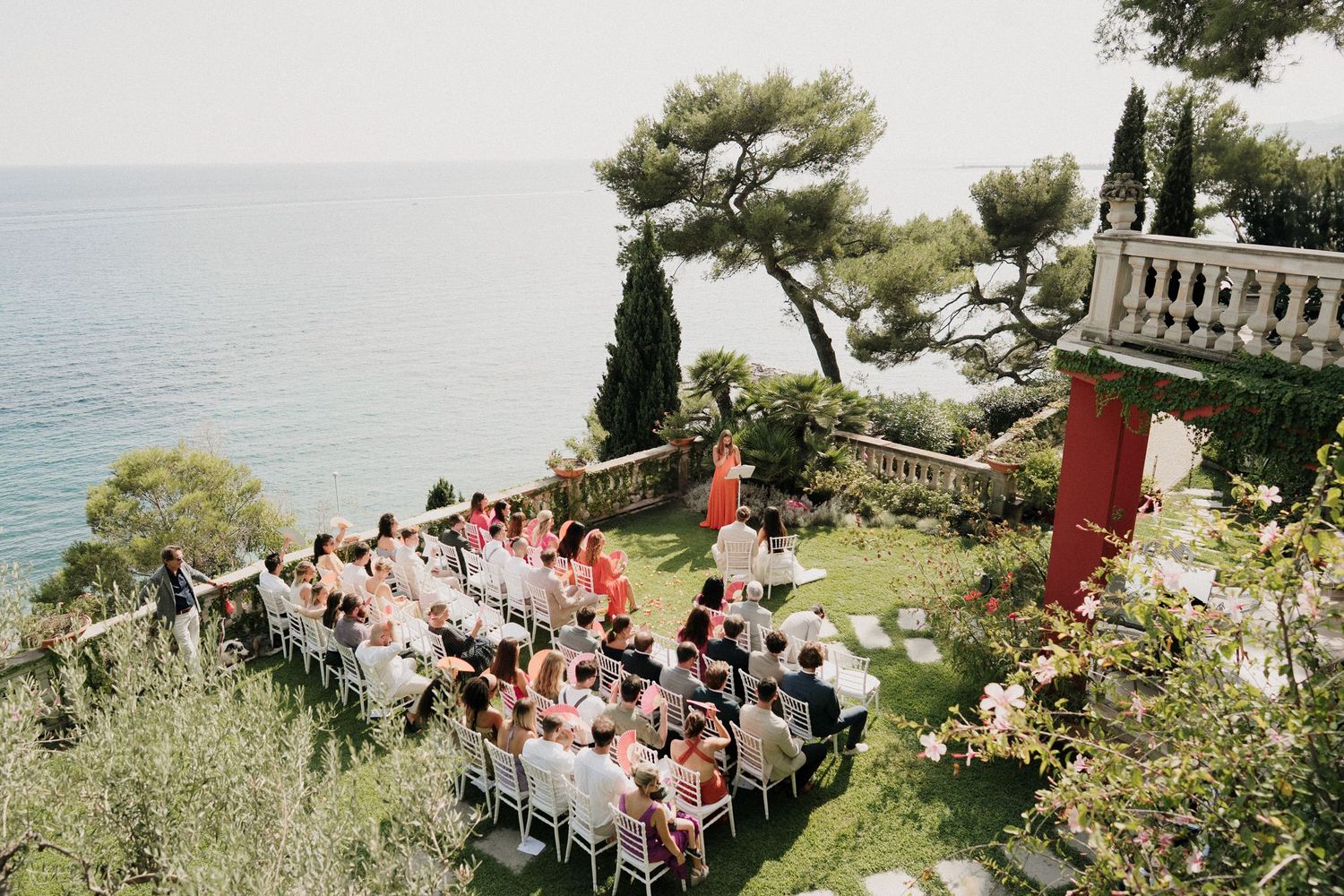 Cerimonia vista mare a Villa Casa Rossa a Imperia, matrimonio in provincia di Imperia.
