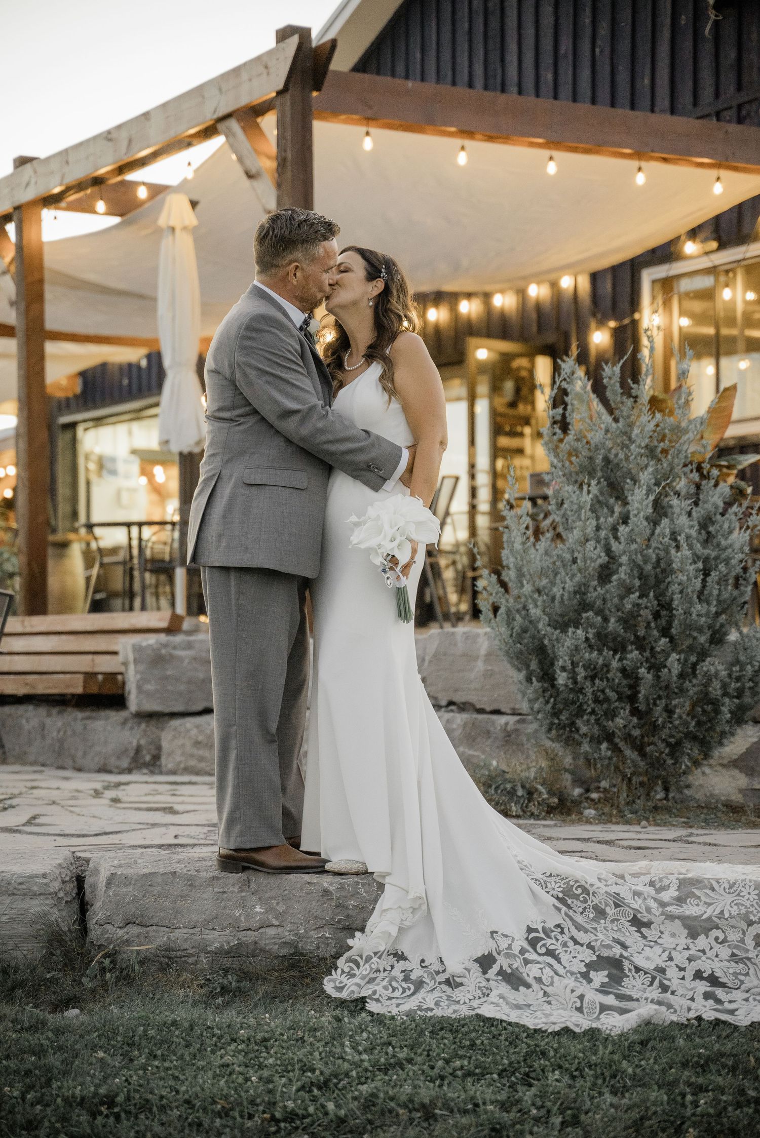 Light and airy Rolling Grape wedding photography