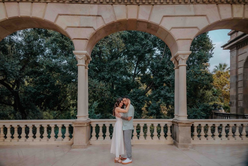 Jeanna looking at Vicents with deep love and affection Barcelona.