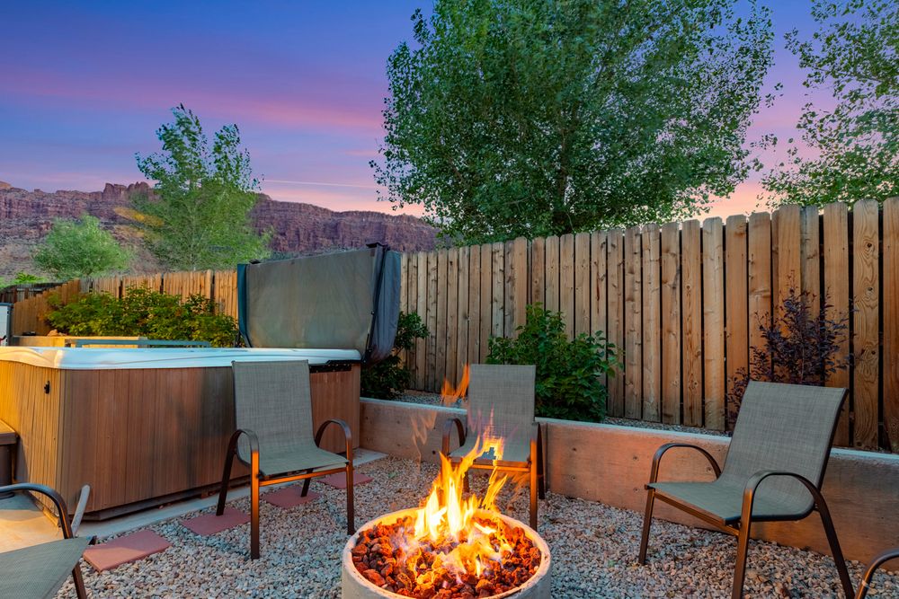 Vacation Destination Short Term Rental, Photography, Photographer, Short term rental Moab Airbnb UT, Photography 
Photographer