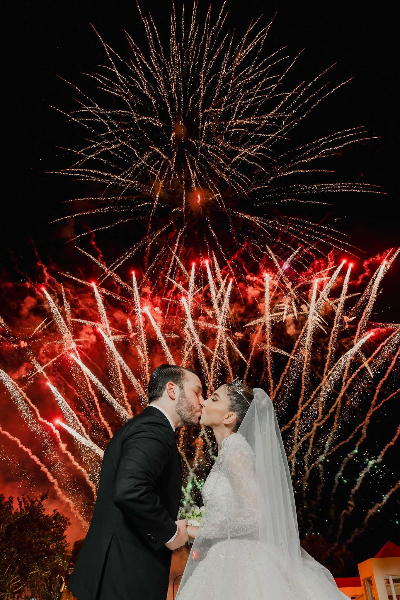boda arabe, maturin, fuegos artificiales