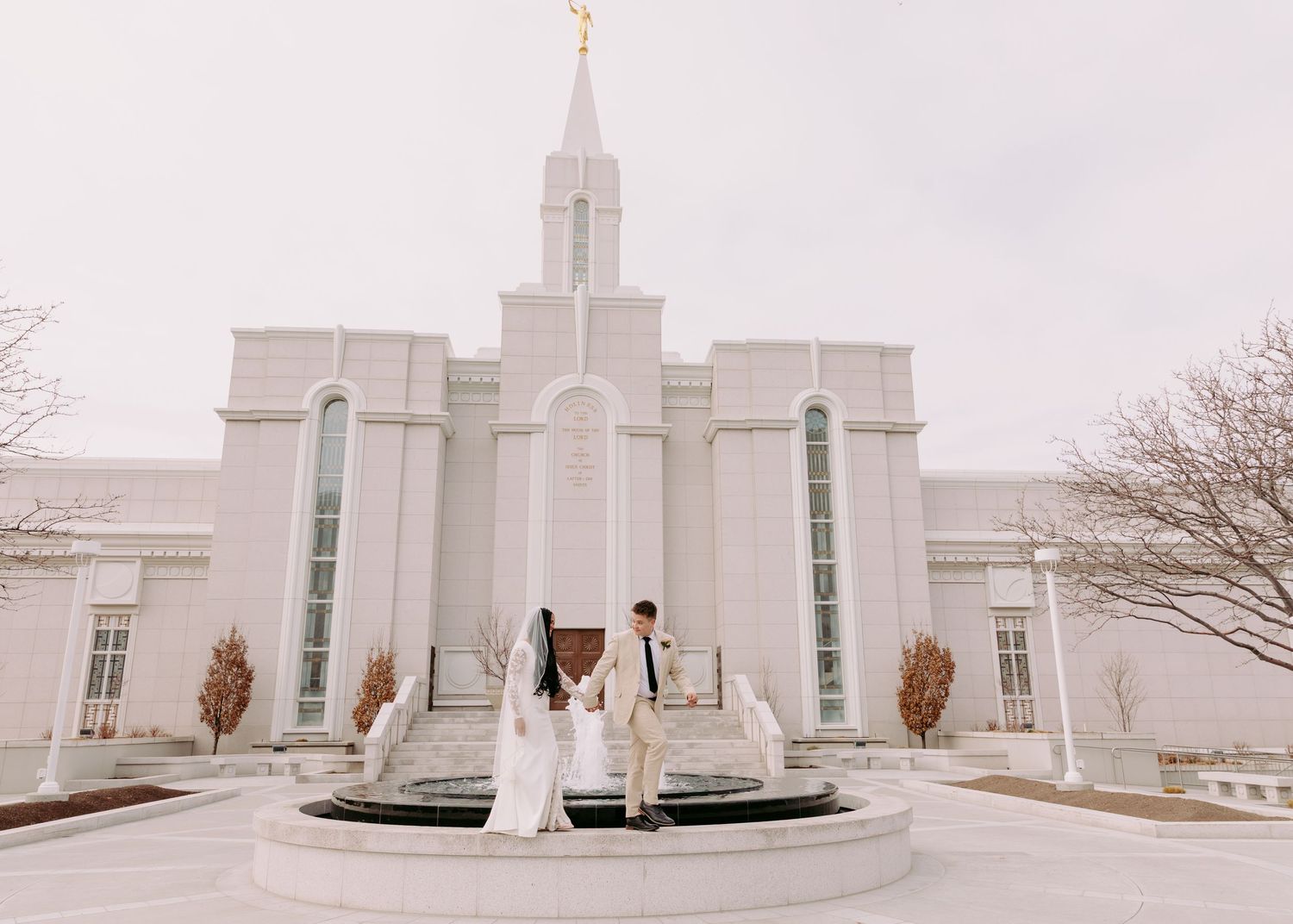 Utah temple wedding in Bountiful.