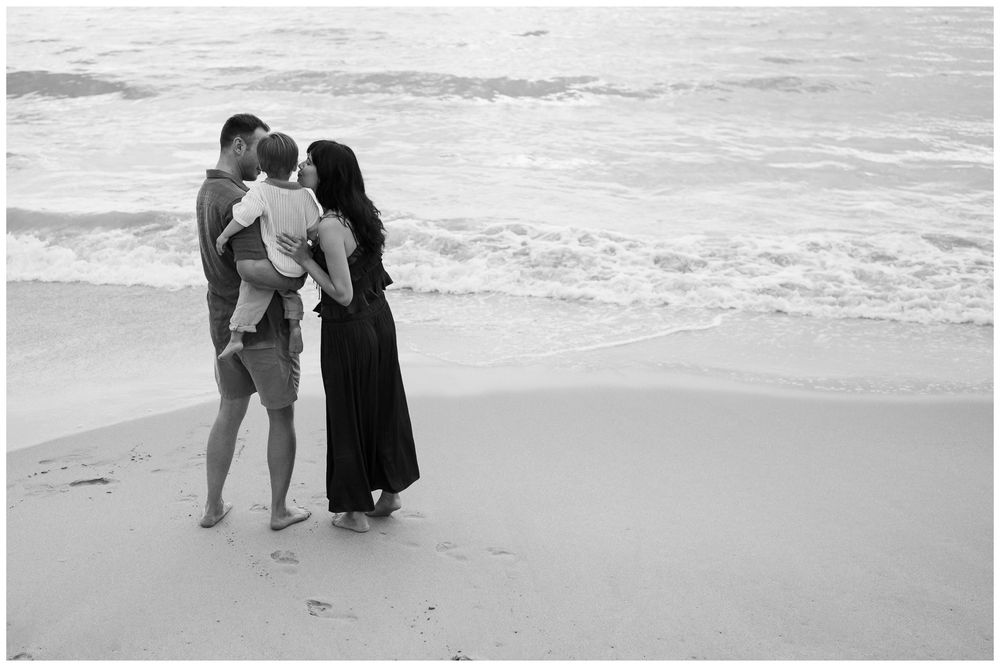 Black and white family portrait during a Puerto Vallarta beach family photo session.