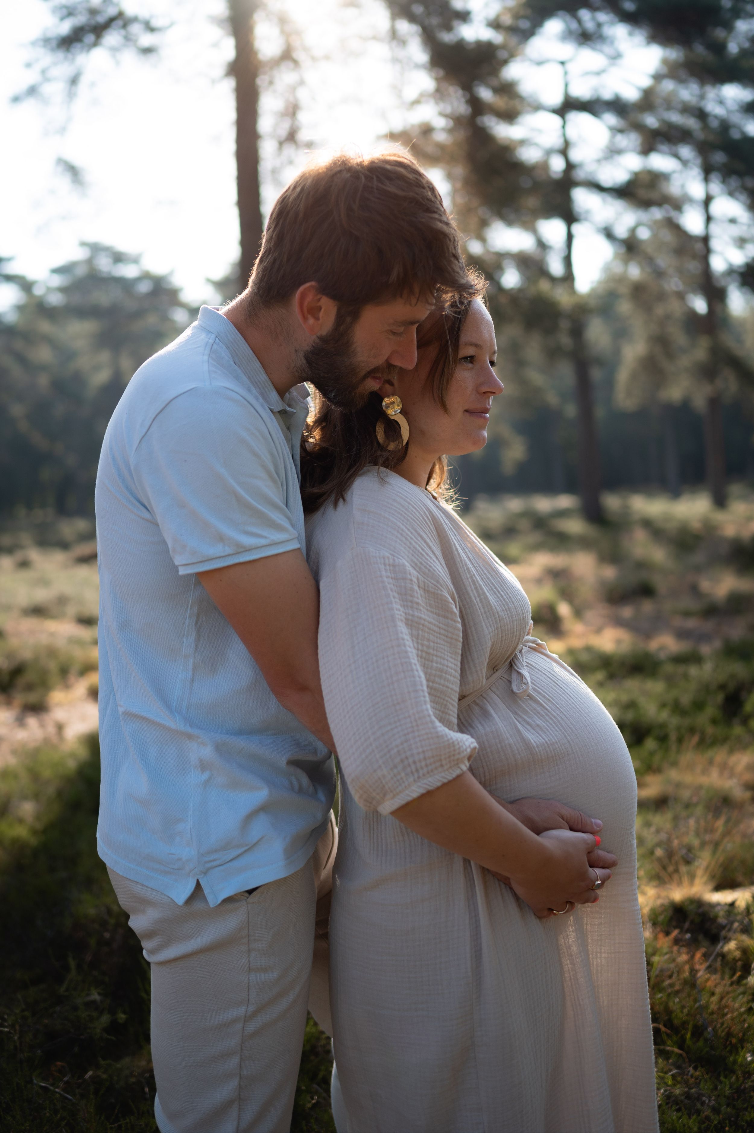 Zwangersschapsshoot koppel Rhenen - Elles Yanna Photography