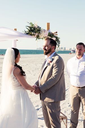 where is the best beach wedding venue in Tampa, Dunedin, Clearwater, St Pete, Naples, Bradenton, Miami, West Palm, Amelia Island, Florida
