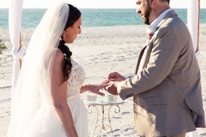 where is the best beach wedding venue in Tampa, Dunedin, Clearwater, St Pete, Naples, Bradenton, Miami, West Palm, Amelia Island, Florida