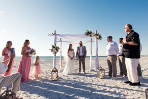 where is the best beach wedding venue in Tampa, Dunedin, Clearwater, St Pete, Naples, Bradenton, Miami, West Palm, Amelia Island, Florida