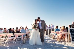 where is the best beach wedding venue in Tampa, Dunedin, Clearwater, St Pete, Naples, Bradenton, Miami, West Palm, Amelia Island, Florida