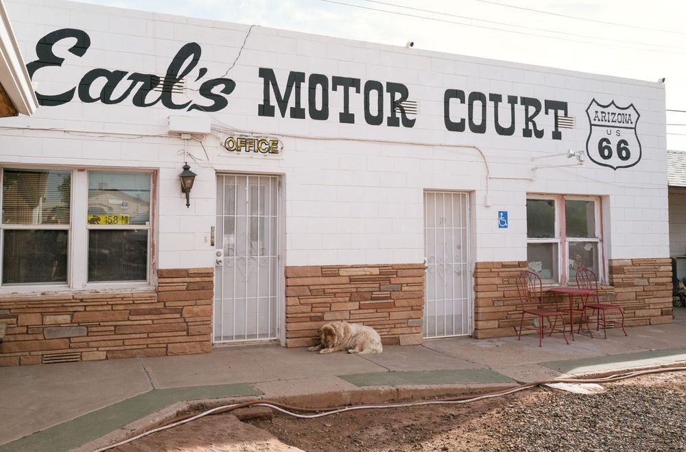 Earl's Motor Court Route 66
