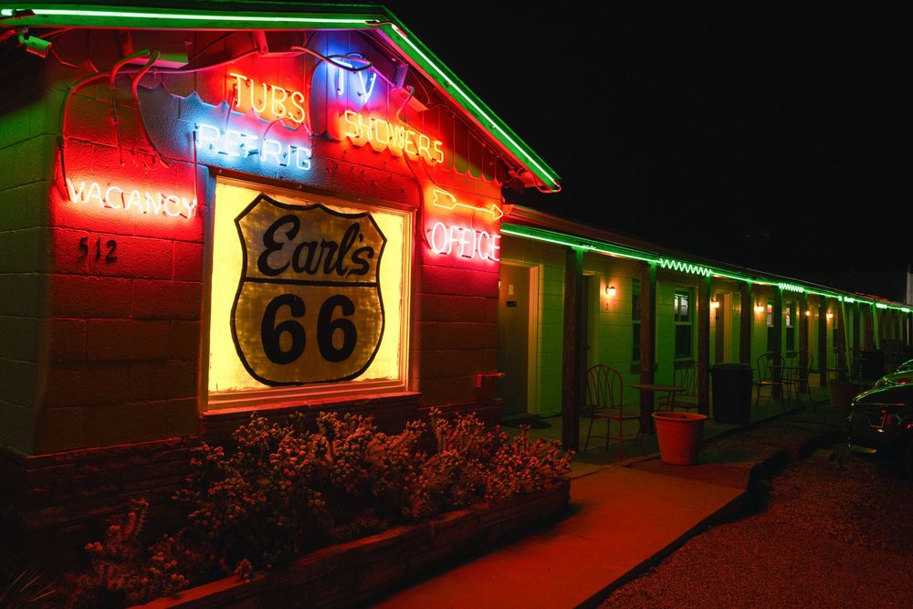Earl's Motor Court Route 66