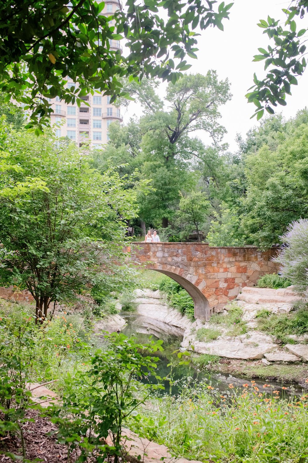 Engagement session at Arlington Hall at Turtle Creek Park in Dallas, Texas by The GRACE Pictures