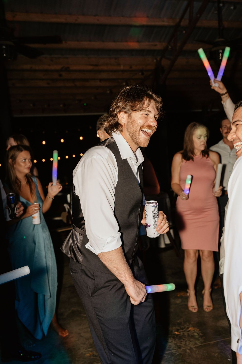 high energy wedding reception at southern mansion wedding venue