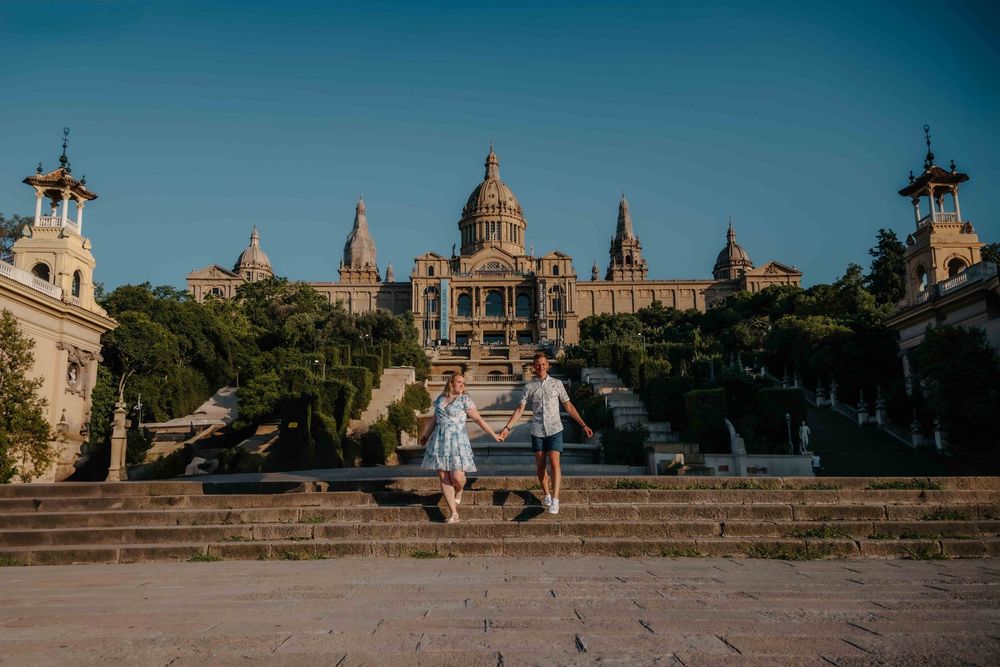 Scenic couple photos Montjuïc Barcelona