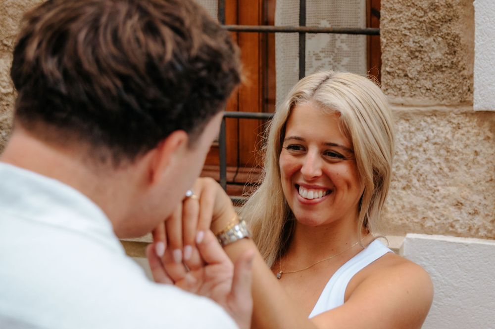 Romantic cliffside proposal photos