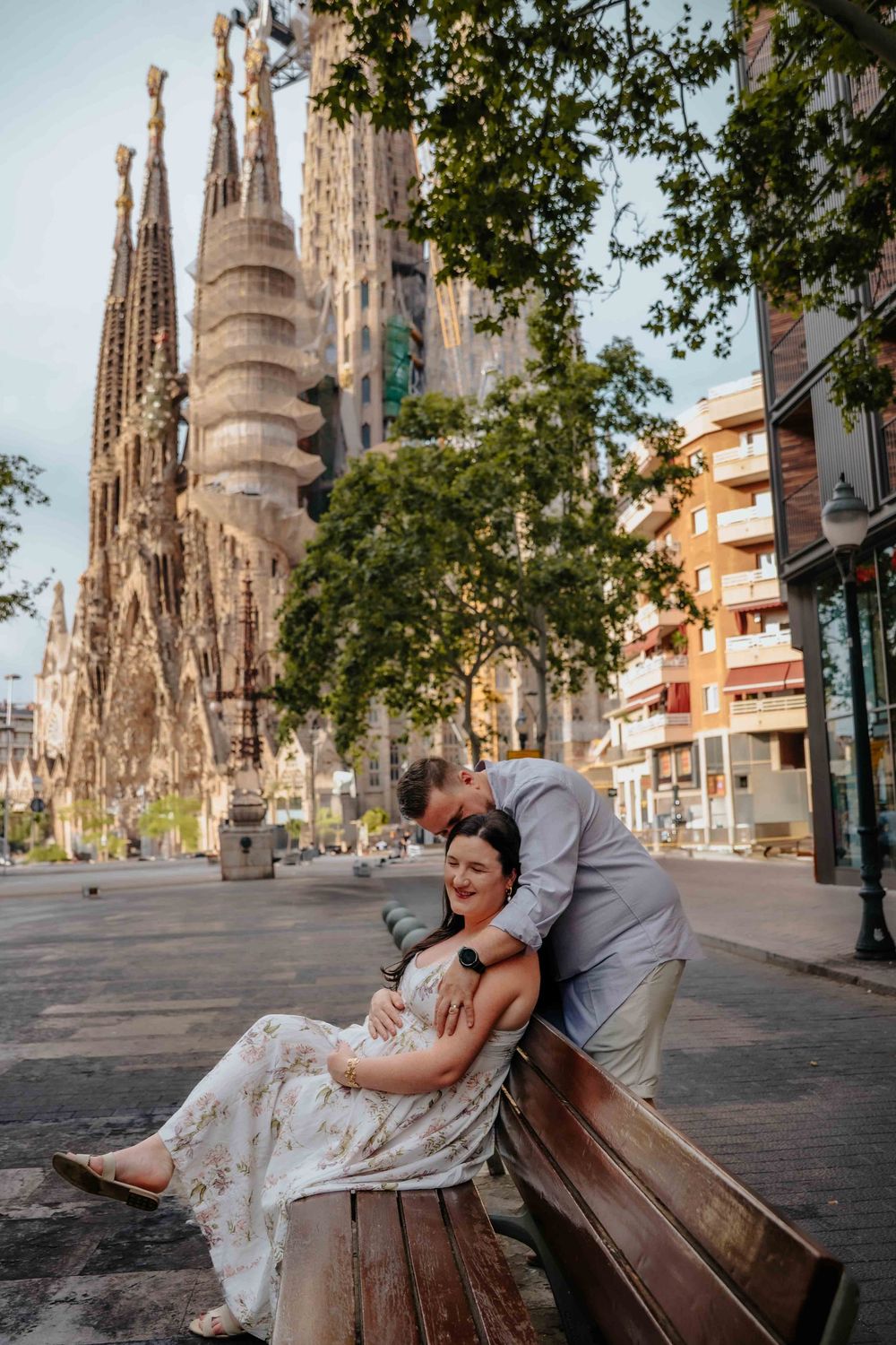 Golden hour maternity photography Barcelona