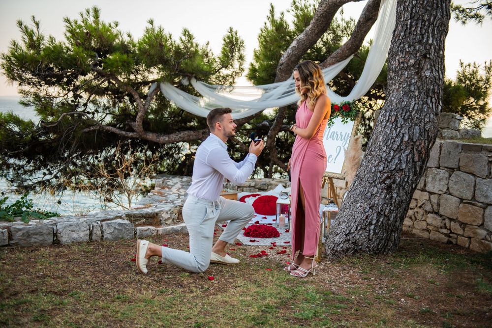 Engagement Photo session with picnic in Split, Croatia