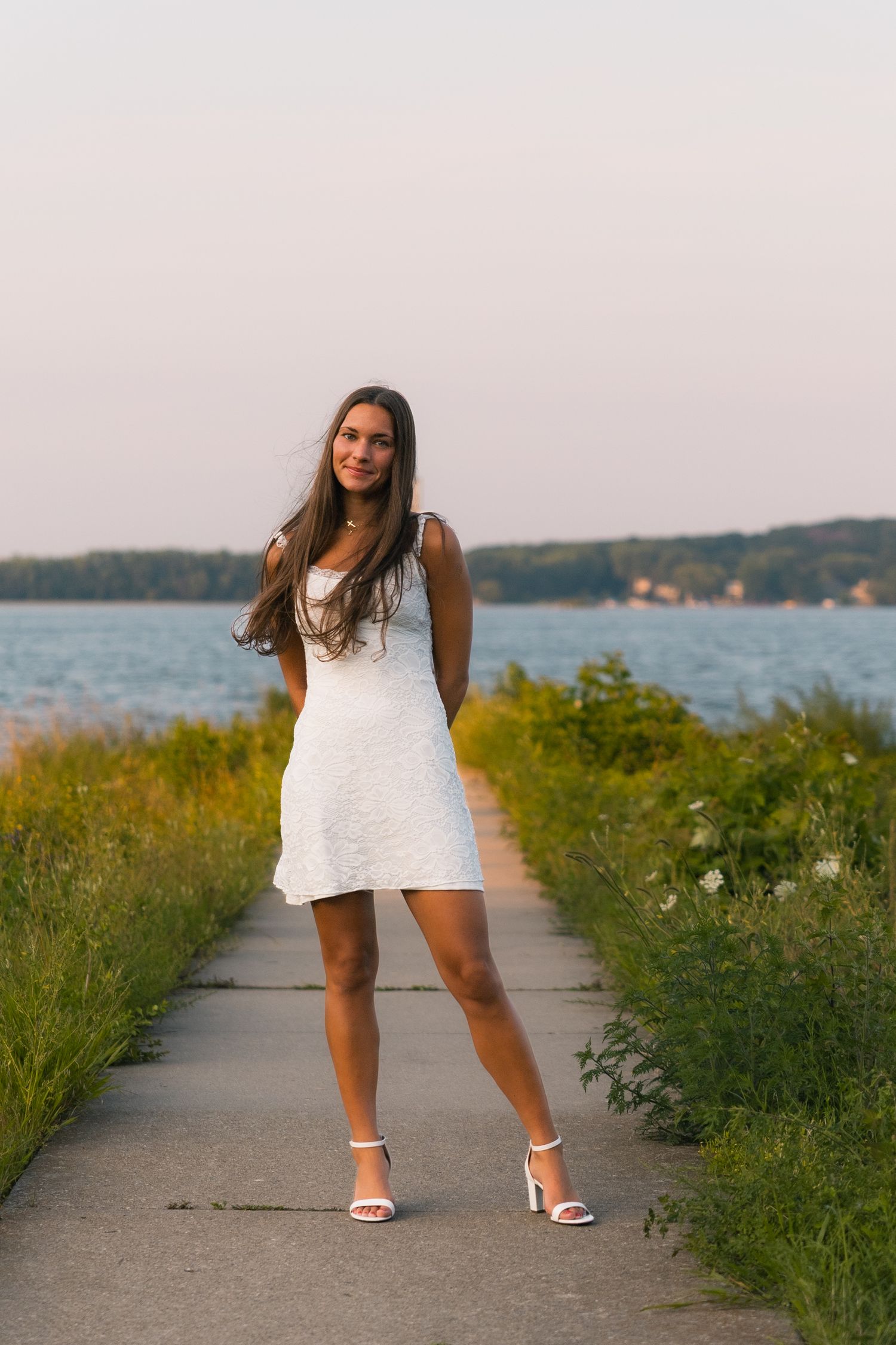 best locations for senior photos in madison wi governor nelson state park lake mendota waunakee wisconsin water views beach golden hour vibe