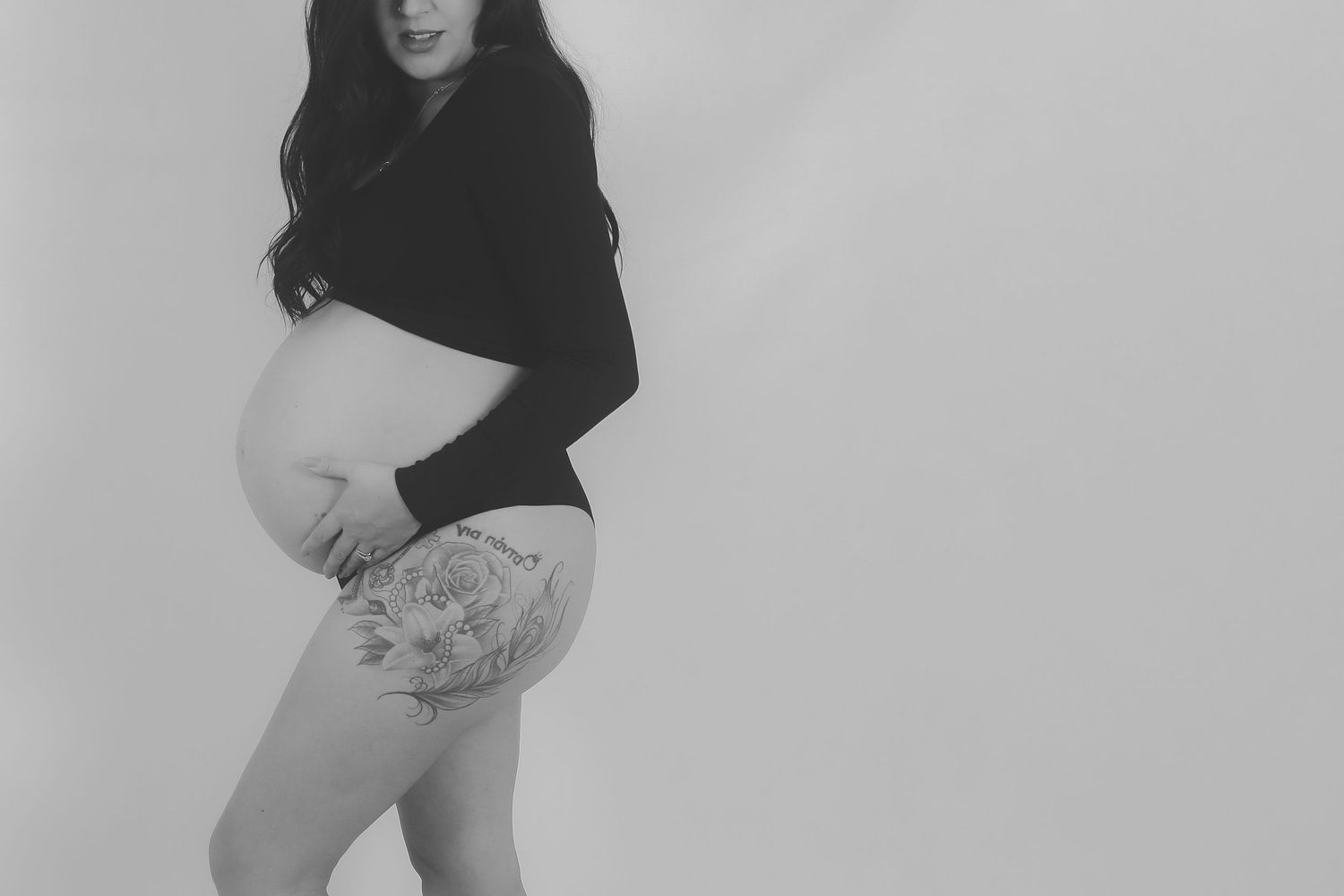 Maternity photoshoot showing a pregnant figure in casual attire. Photographer. Hull. East Yorkshire. Photography